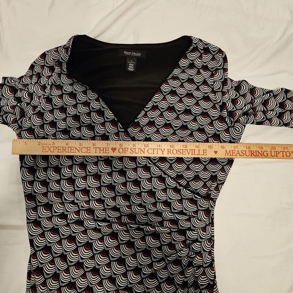 White House Black Market WBHM Faux Wrap Dress Geometric Design Size 6 - Picture 10 of 13
